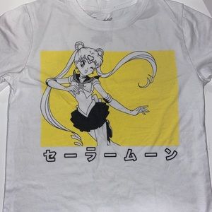Anime merch sailor moon tee shirt crop